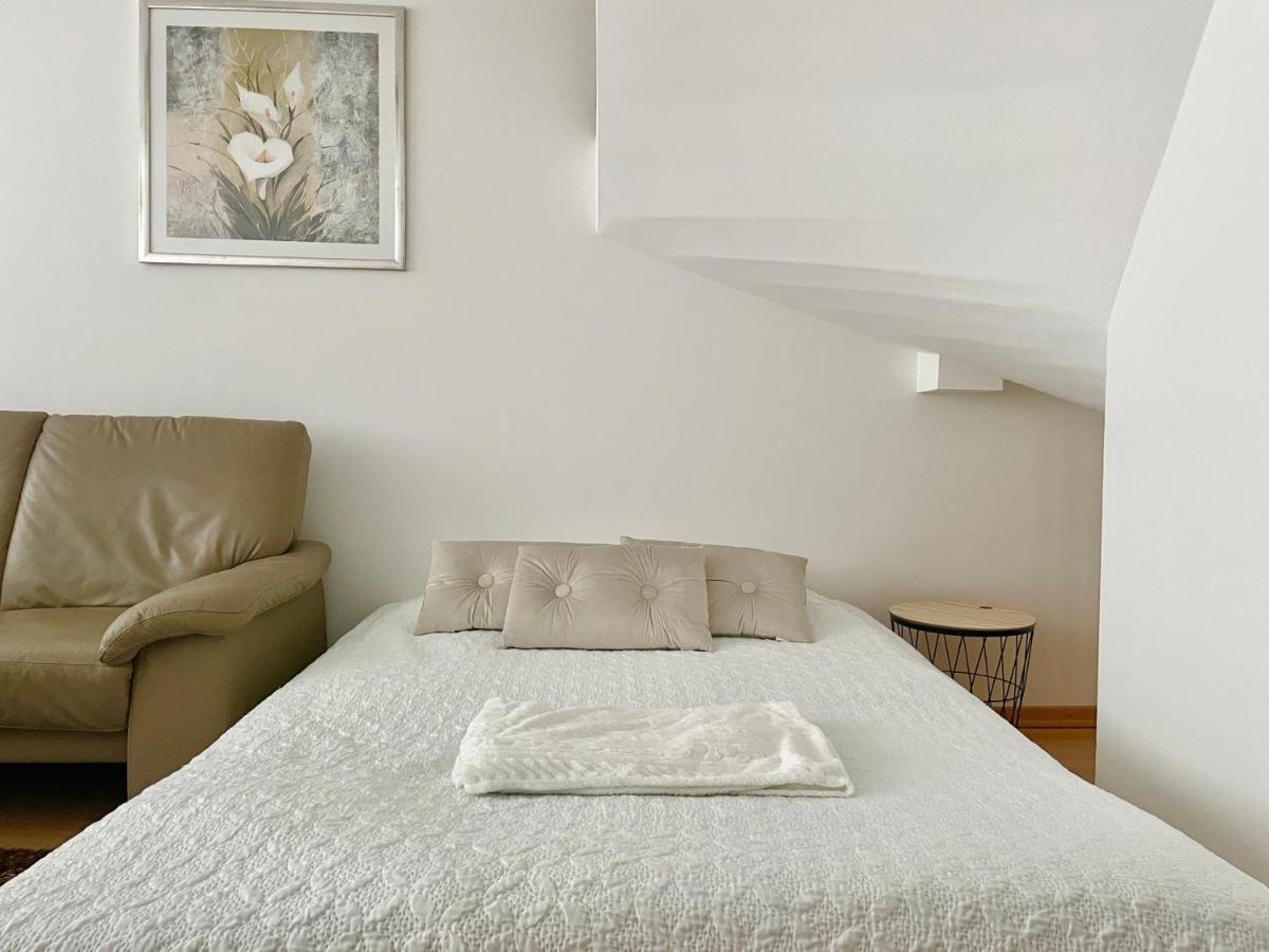 90 M2 Maisonette With Free Parking Lägenhet Wien Exteriör bild